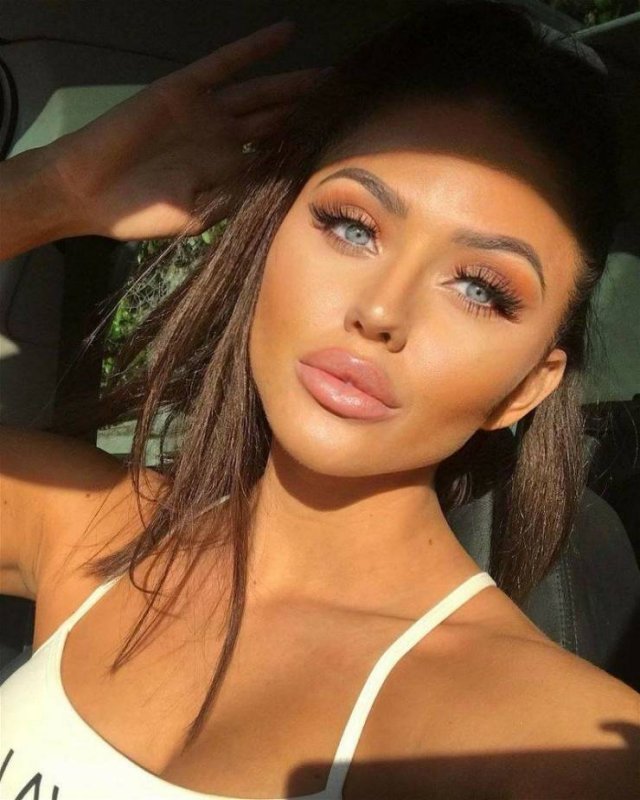 Красотка с большими глазами - ЯЗнал