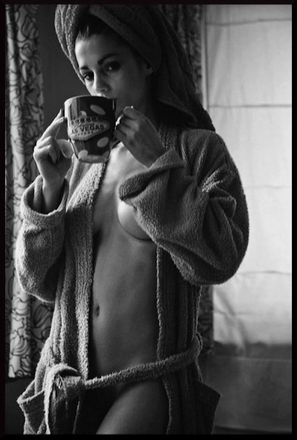 Девушки в полотенце