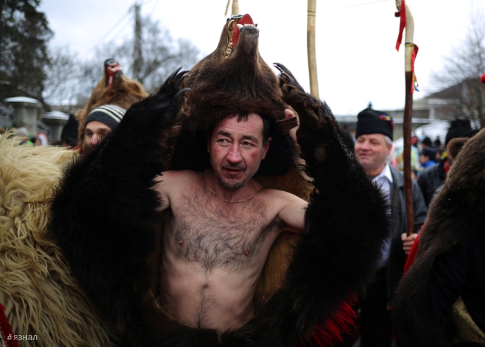 Ритуальные танцы медведей в Румынии