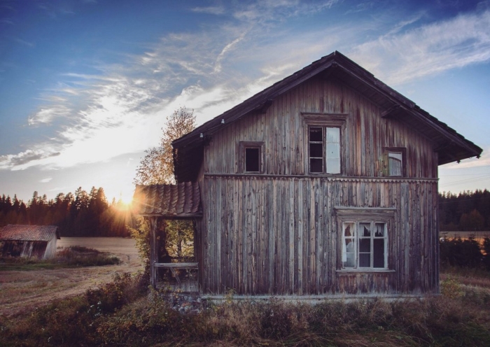 Завораживающие снимки заброшенных домов Норвегии