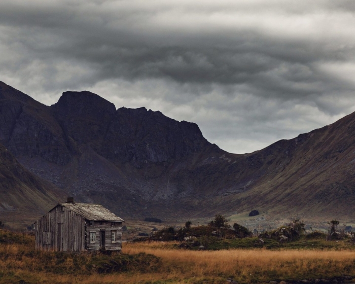 Завораживающие снимки заброшенных домов Норвегии