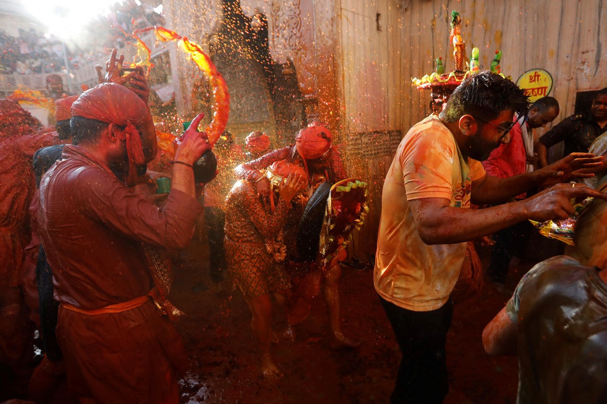 Безумство красок: как Индия празднует Холи!