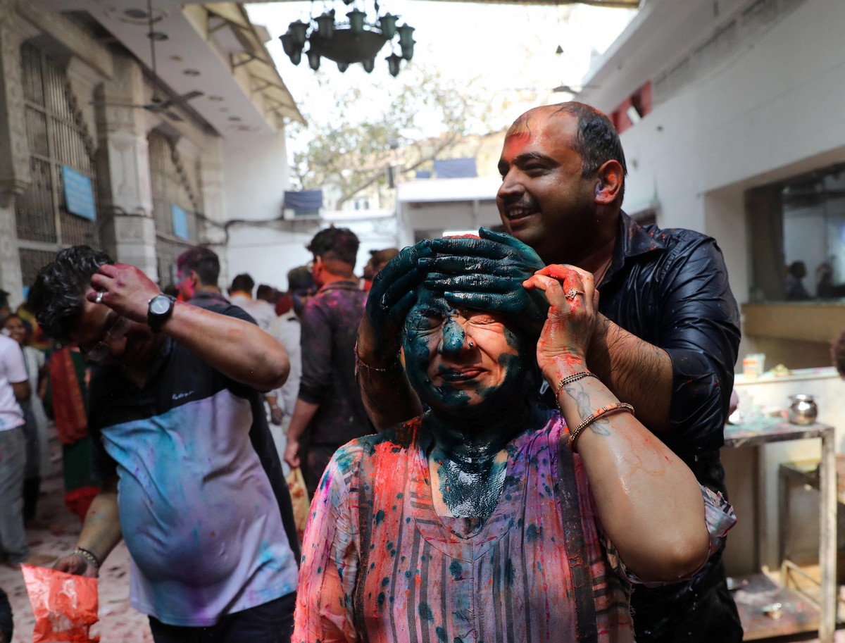 Безумство красок: как Индия празднует Холи!