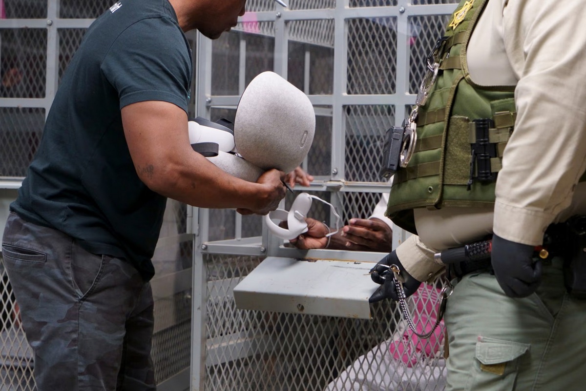 В тюрьмах США внедряют виртуальную реальность для помощи заключенным