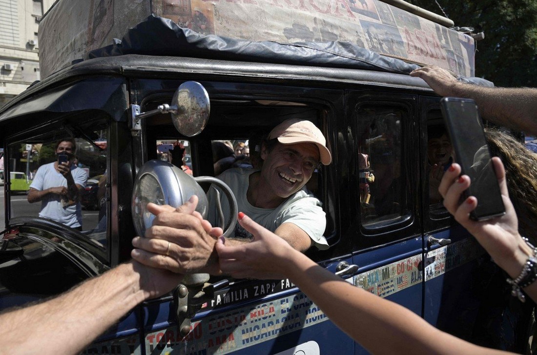 Невероятное 25-летнее путешествие: как семья Запп объехала мир на авто 1928 года