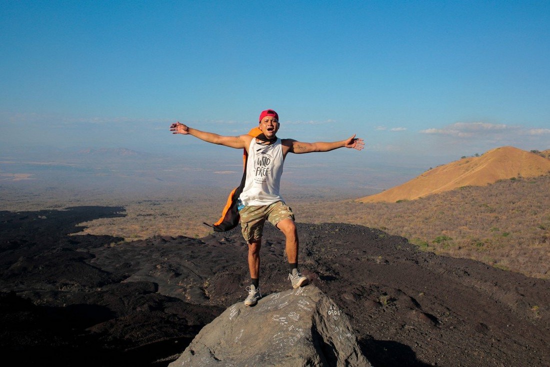 Вулканический сёрфинг: Спуск по горячим следам адреналина