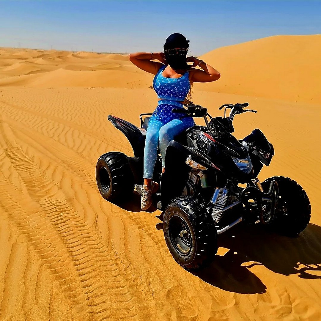 Горячие фото Эйслейн Хорган-Уоллас