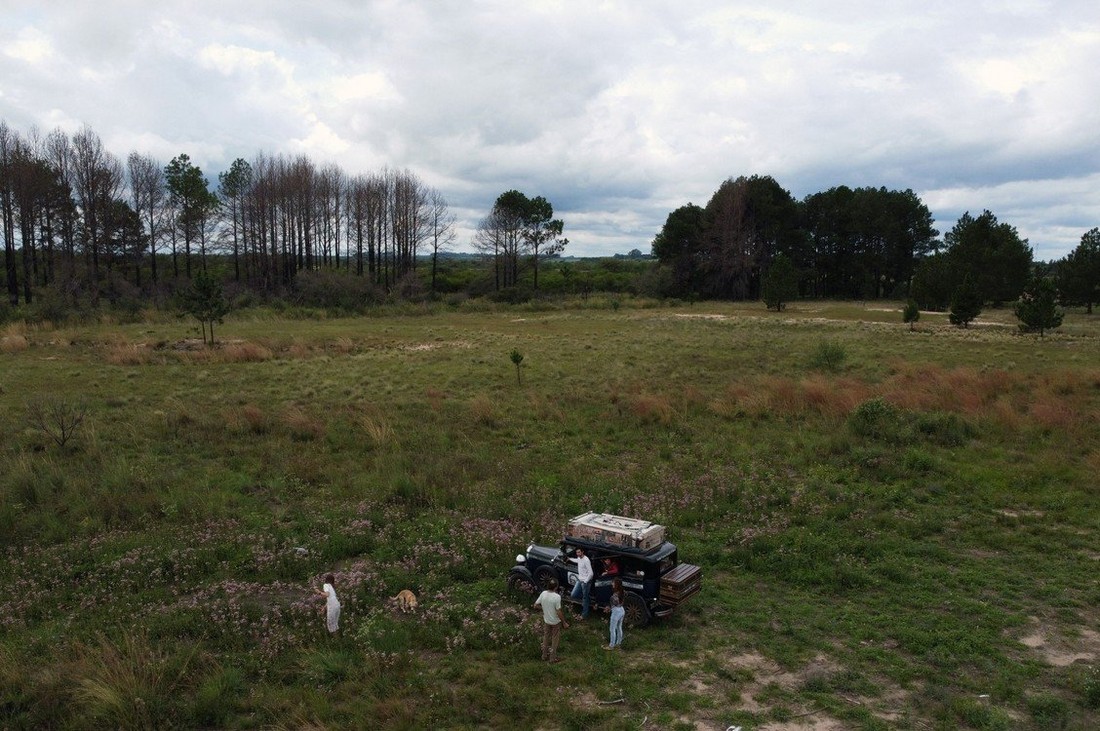 Невероятное 25-летнее путешествие: как семья Запп объехала мир на авто 1928 года