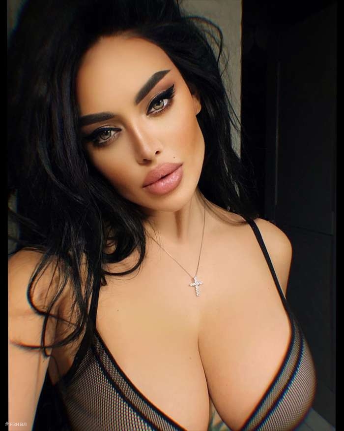 Горячие фото Ниты Кузьминой
