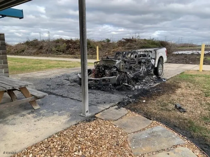 Последствия удара молнии