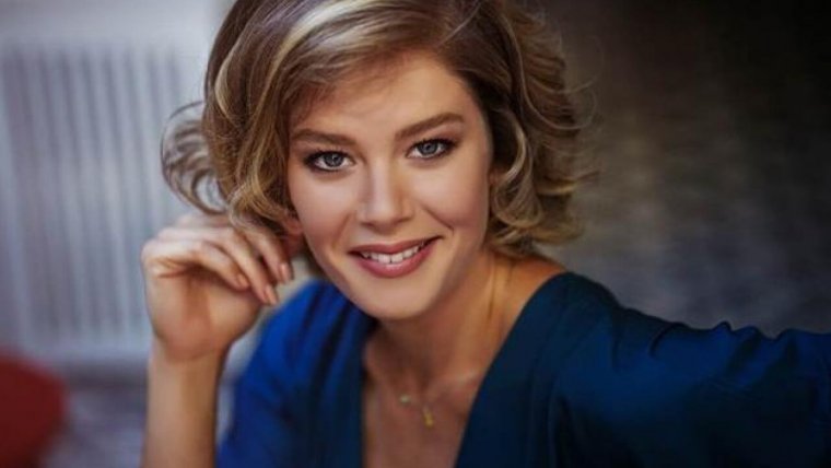 Горячие фото Бурджу Бириджик