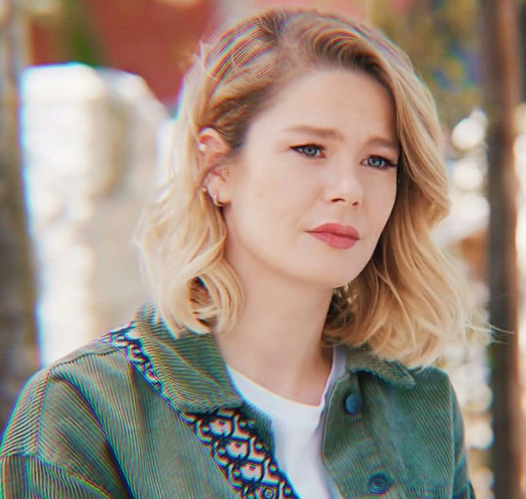 Горячие фото Бурджу Бириджик