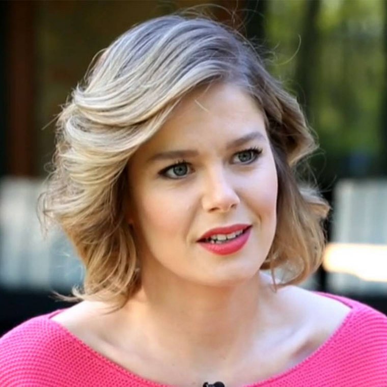 Горячие фото Бурджу Бириджик