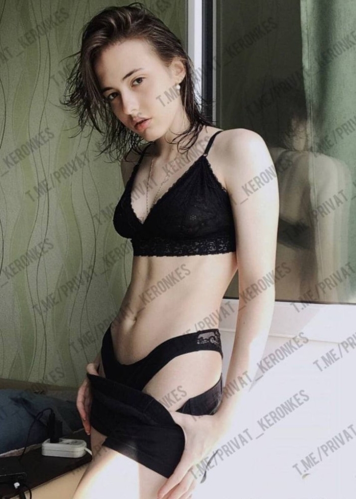 Никол Коулен (Nikol Koulen) OnlyFans